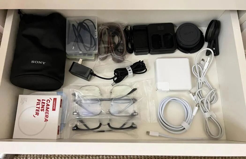 Mẹ tôi giữ nhà luôn sạch dù không dọn nhiều: 15 thói quen nhỏ tưởng “khó chịu” nhưng giúp tiết kiệm cả thời gian lẫn tiền mỗi tháng - Ảnh 11.