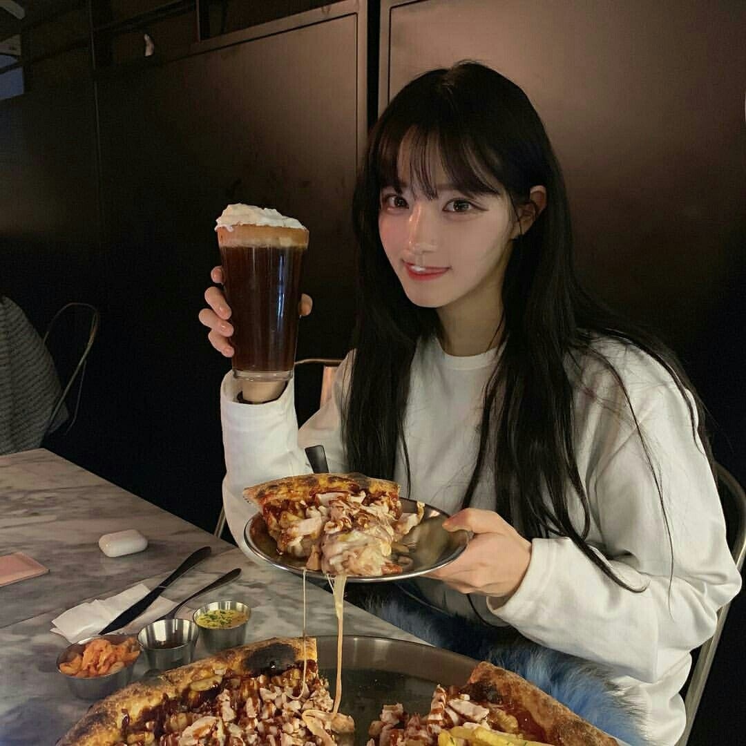 Tan tiệc, khách mời nói “Hôm nay làm bạn tốn kém rồi”: Người vụng về đáp “Không đáng bao nhiêu”, người EQ dùng 3 câu này- Ảnh 1.