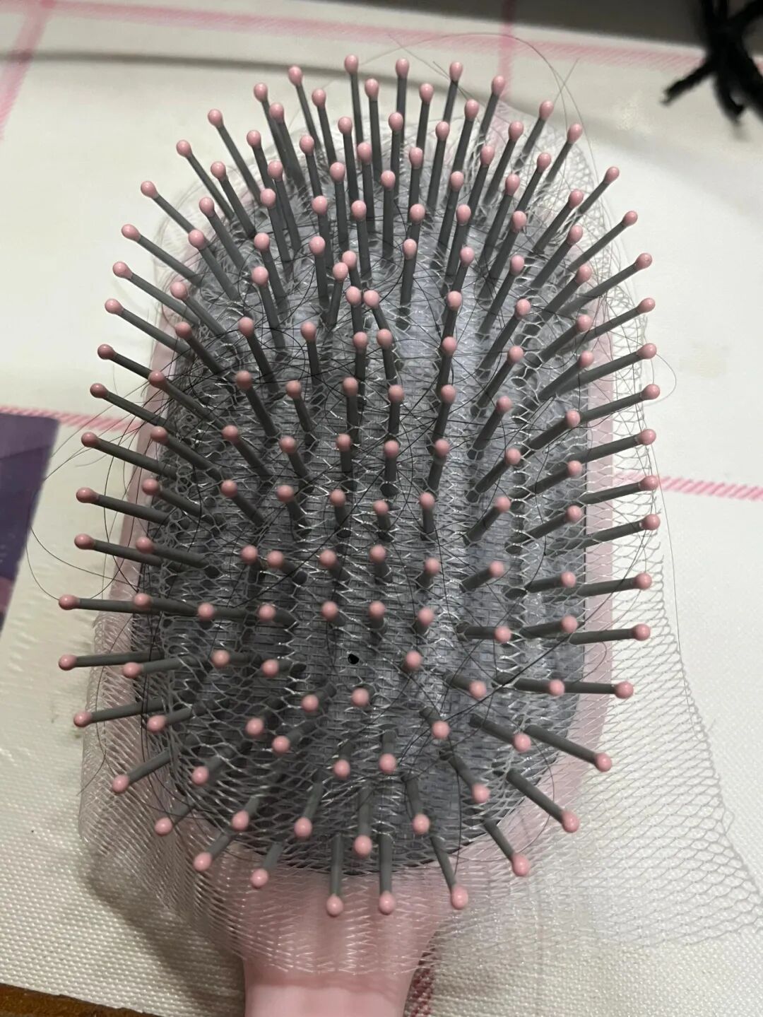 Mẹ tôi giữ nhà luôn sạch dù không dọn nhiều: 15 thói quen nhỏ tưởng “khó chịu” nhưng giúp tiết kiệm cả thời gian lẫn tiền mỗi tháng - Ảnh 6.