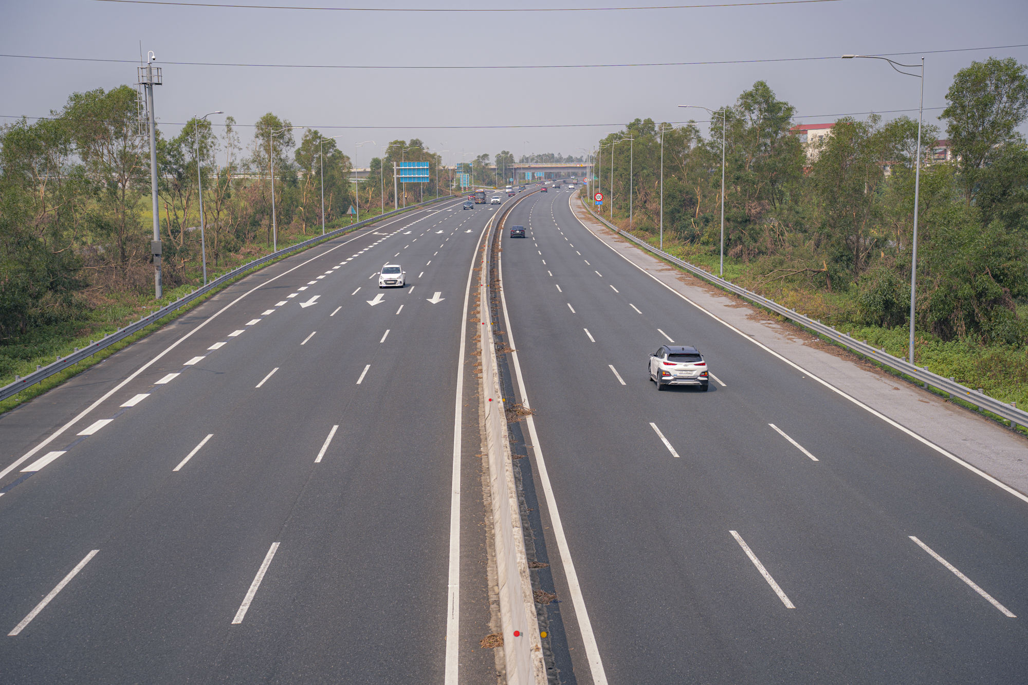 Ngay tháng sau, tuyến cao tốc 24.000 tỷ dự kiến sẽ được khởi công, rút ngắn thời gian di chuyển Nghệ An - Thủ đô nước láng giềng - Ảnh 1.