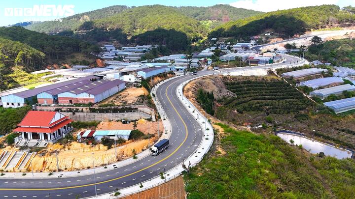 Cận cảnh đường vành đai 870 tỷ đồng, băng qua rừng thông xanh mát của Đà Lạt- Ảnh 5.