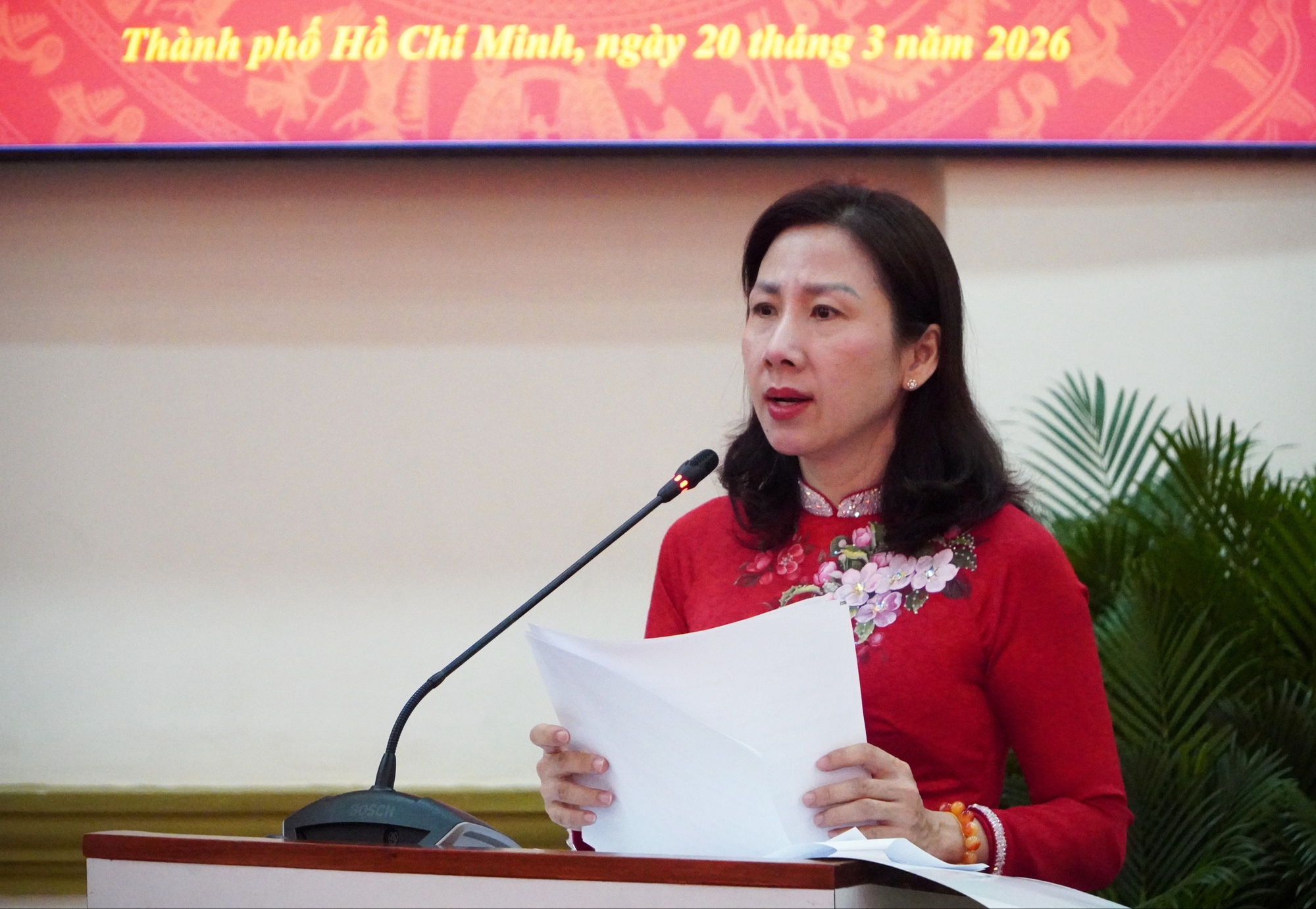 Công bố danh sách những người trúng cử đại biểu HĐND TPHCM khóa XI - Ảnh 1.