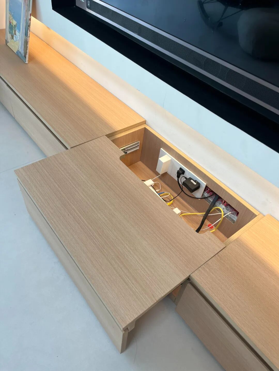 Sau 1 năm sống trong nhà mới, tôi nhận ra: 5 kiểu ngăn kéo này mới là thiết kế đáng làm nhất, dùng mỗi ngày mới thấy “đắt giá” - Ảnh 2.