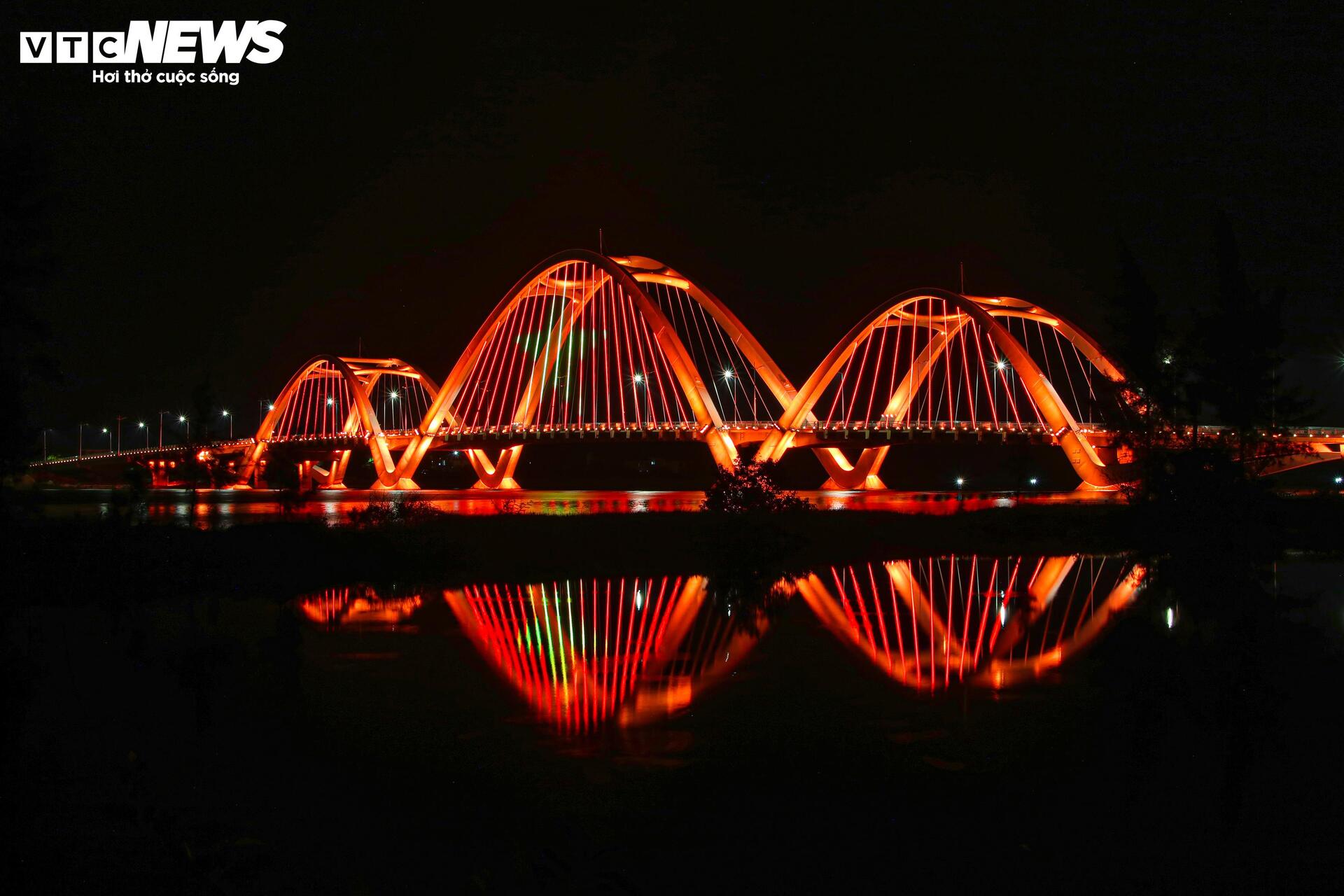 Vì sao cầu 1.300 tỷ ở Quảng Trị làm xong, nhưng đường dẫn vẫn tắc?- Ảnh 2.