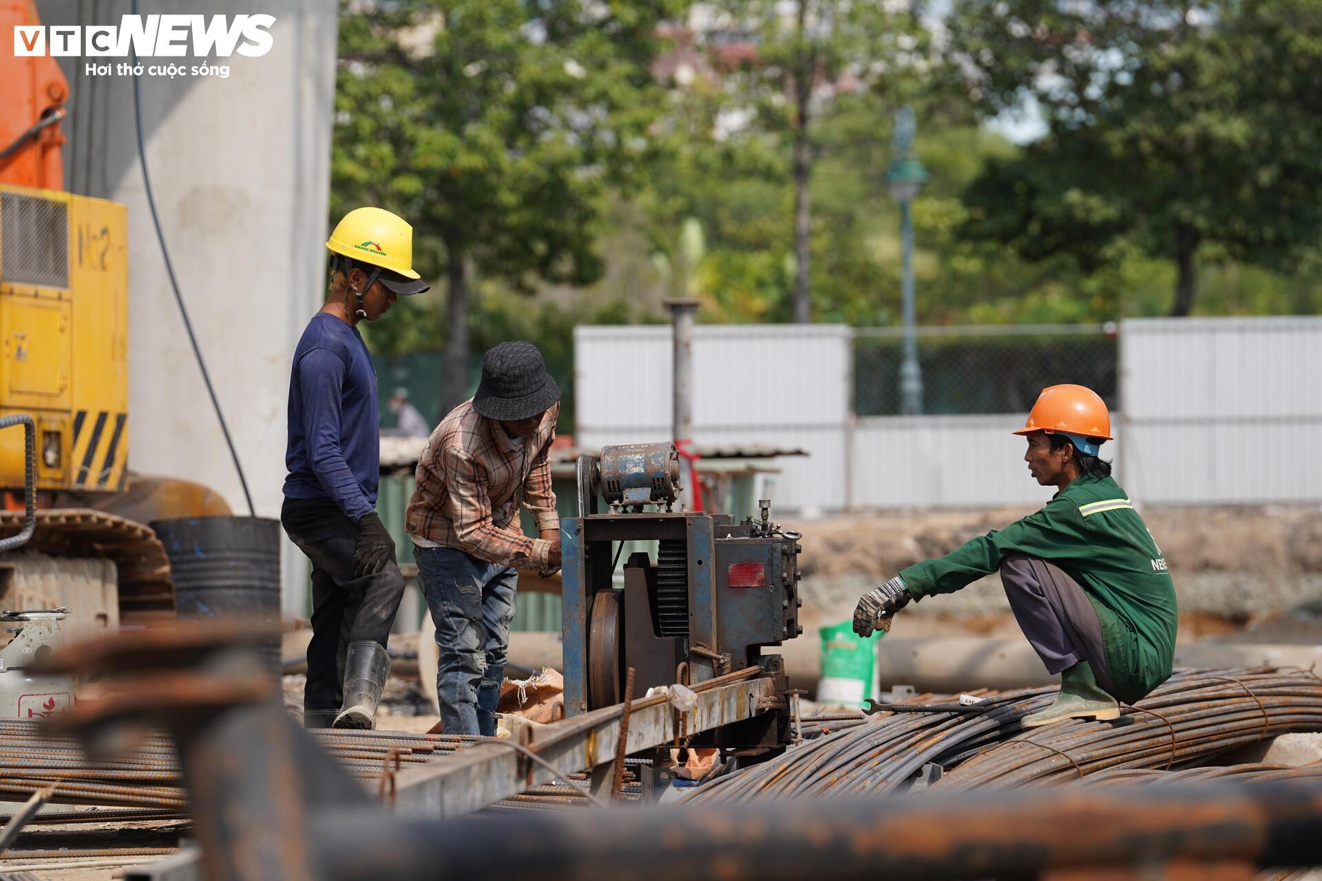 Cận cảnh dự án nút giao hiện đại bậc nhất TP.HCM sau nhiều lần chậm tiến độ- Ảnh 9.