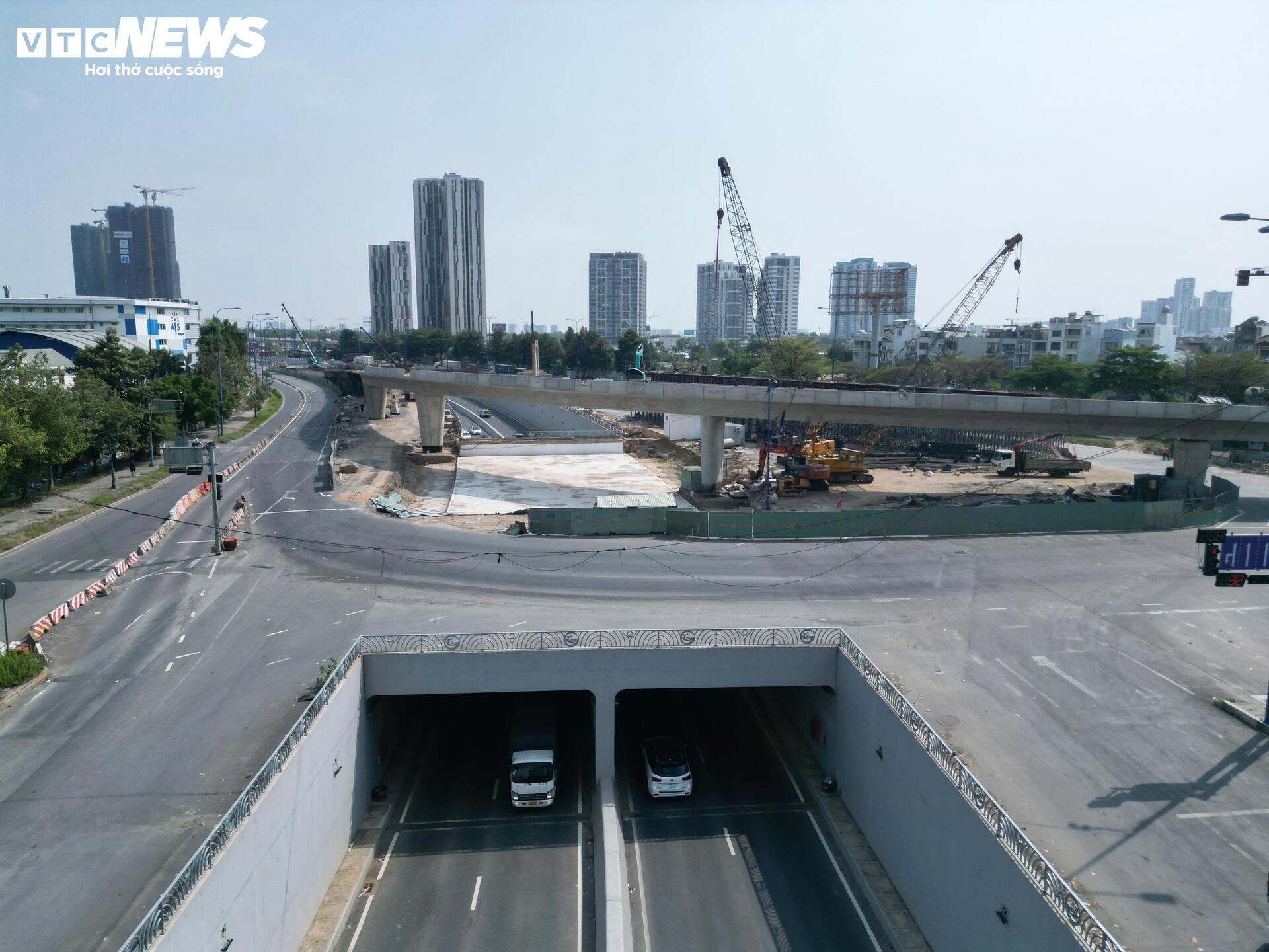Cận cảnh dự án nút giao hiện đại bậc nhất TP.HCM sau nhiều lần chậm tiến độ- Ảnh 5.