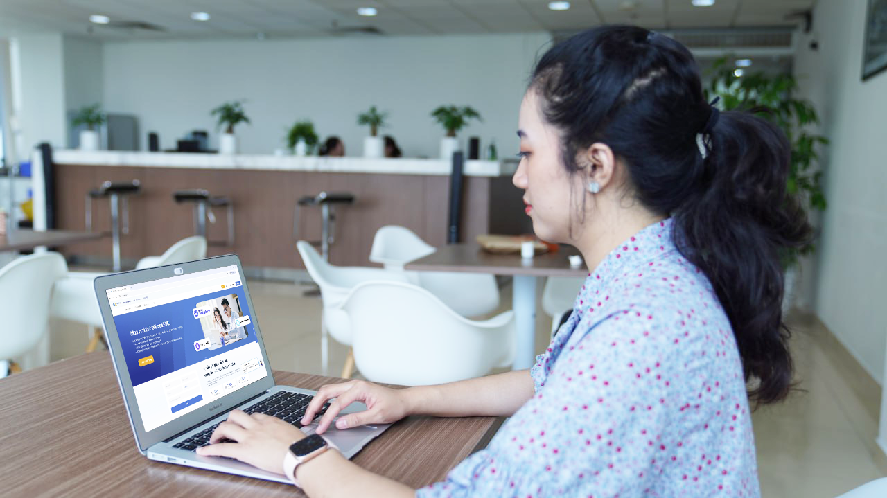 300.000 doanh nghiệp vừa và nhỏ sẽ được hỗ trợ chuyển đổi số- Ảnh 1.