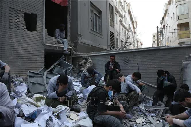 Gần 20 tàu thương mại Iran bị phá hủy bởi các cuộc không kích của Mỹ - Israel- Ảnh 2.