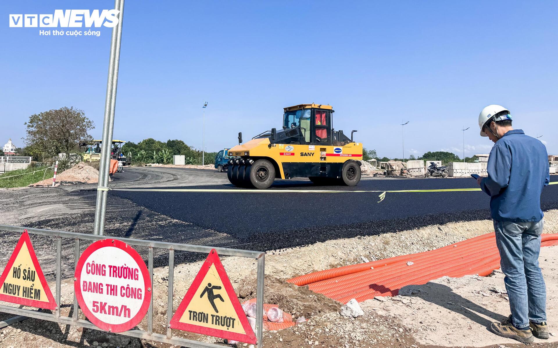 Cận cảnh Vành đai 4 phía Tây Hà Nội sau 2 năm thi công- Ảnh 6.