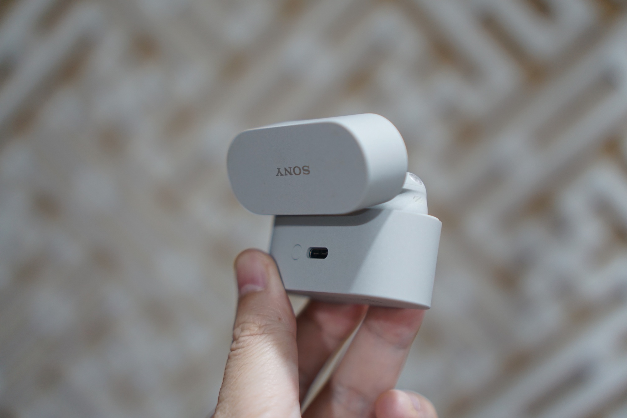 Dùng thử Sony WF-1000XM6: Tai nghe true wireless tiệm cận chuẩn mực hoàn hảo - Ảnh 9.