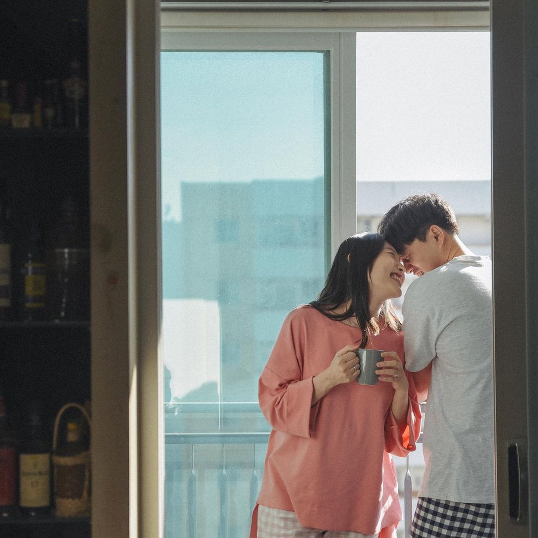 Cải tạo ban công 8m2 quá vi diệu, cái kết khiến hàng xóm cũng muốn "bắt chước"- Ảnh 1.