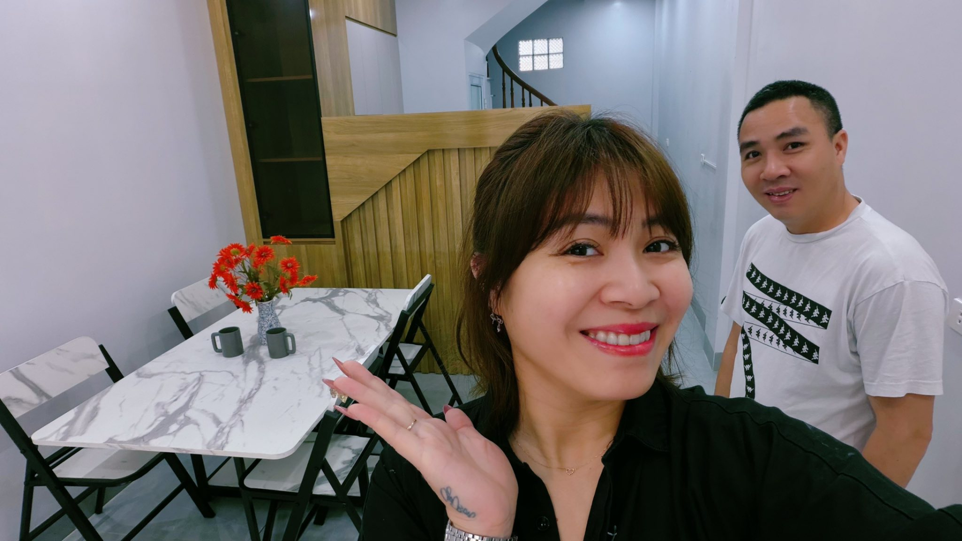 Nữ MC nổi tiếng miền Bắc rao bán nhà 5 tầng hơn 10 tỷ đồng ở Hồ Tùng Mậu- Ảnh 1.