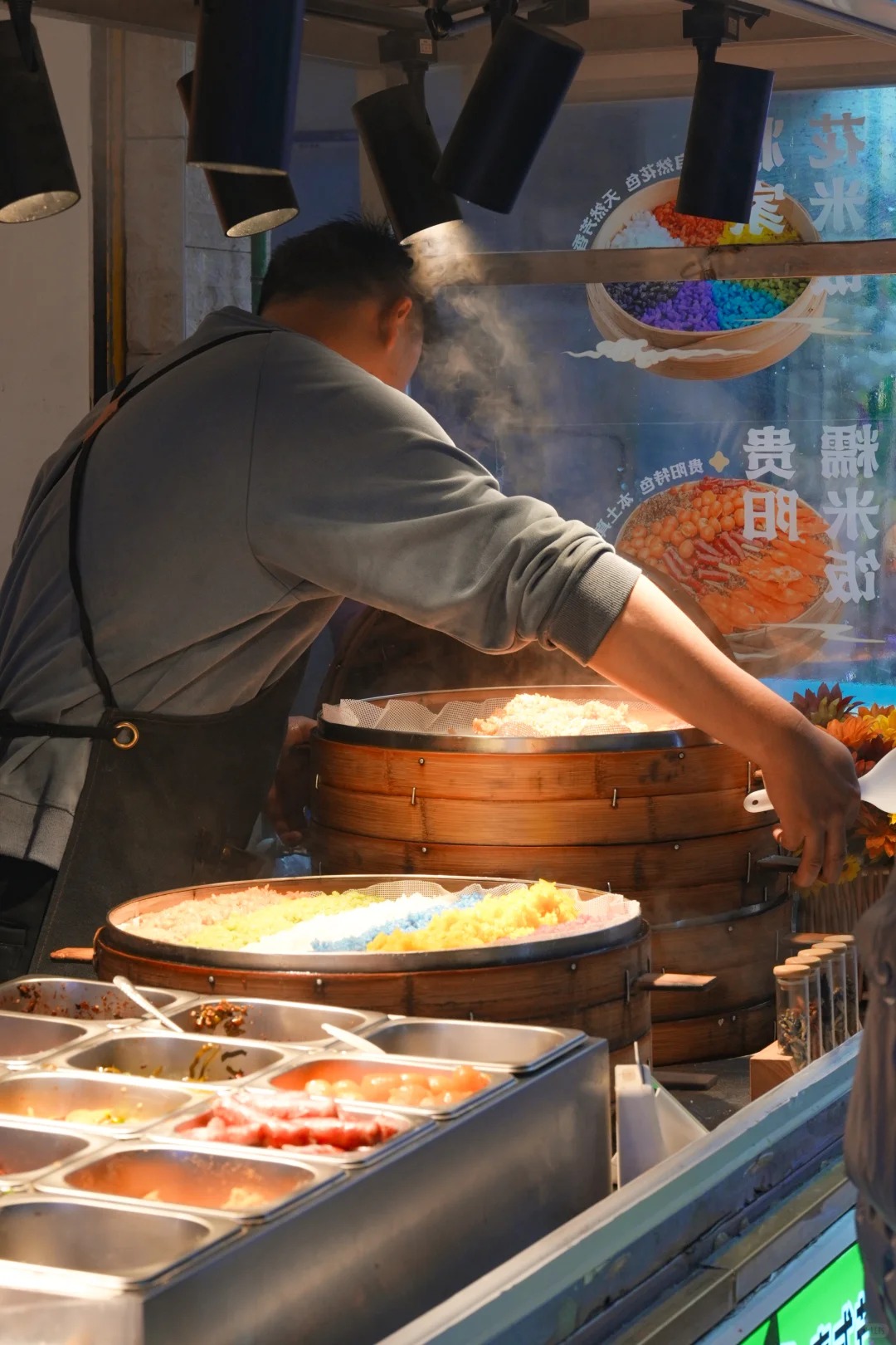 Đi chợ nông sản đâu chỉ mua rau, ấy là cuộc "đổi chác" lấy sinh khí mộc mạc, đủ sức chữa lành vạn bộn bề- Ảnh 16.