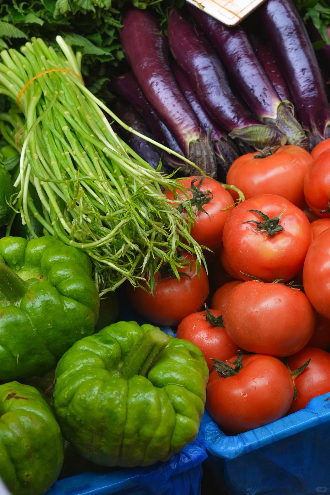 Đi chợ nông sản đâu chỉ mua rau, ấy là cuộc "đổi chác" lấy sinh khí mộc mạc, đủ sức chữa lành vạn bộn bề- Ảnh 6.