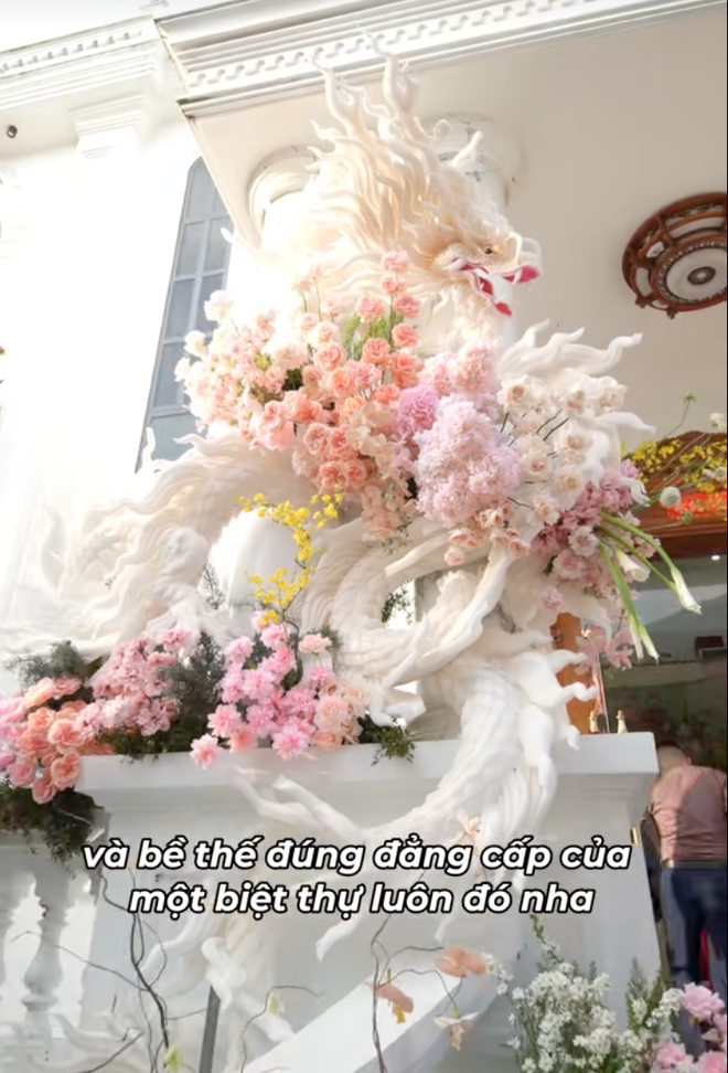 Đám cưới của cặp đôi Sóc Trăng đẹp khá tinh tế với tông pastel giữa dinh thự xa hoa, từng chi tiết đều được vẽ bằng tay- Ảnh 17.