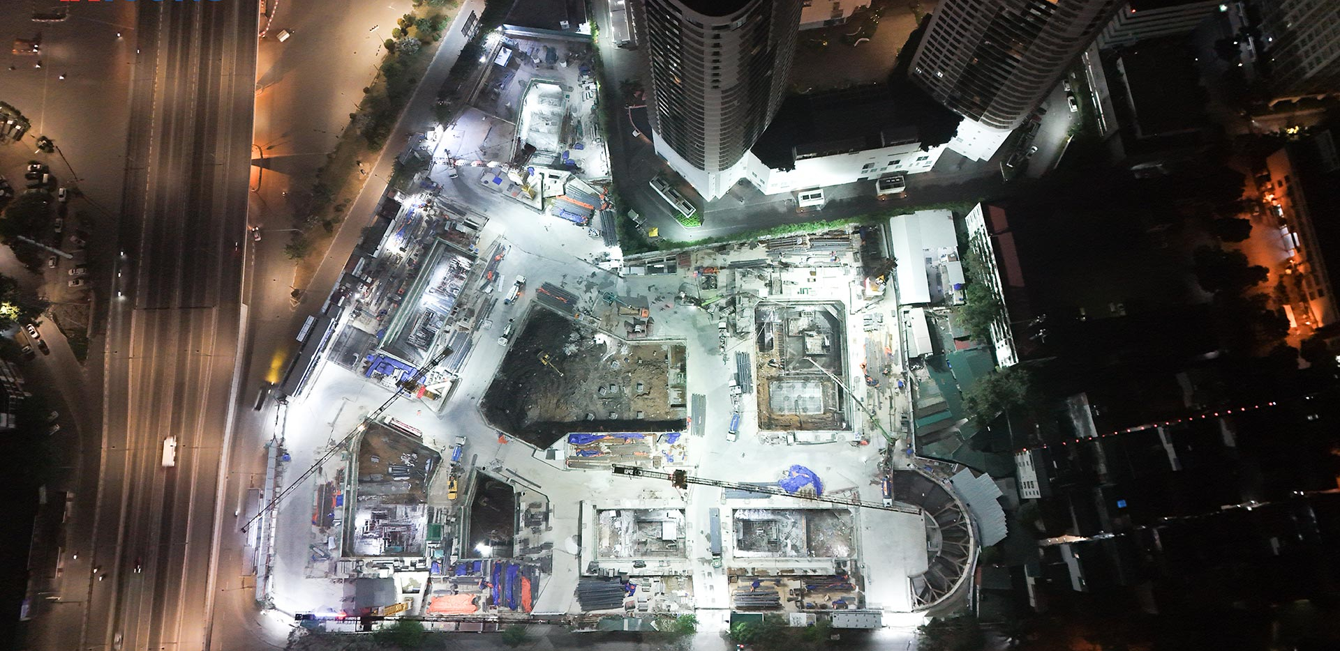 Vừa sang tay Sun Group, dự án tại “đất vàng” 3 mặt tiền bỏ hoang nhiều năm lập tức trở thành đại công trường  - Ảnh 3.