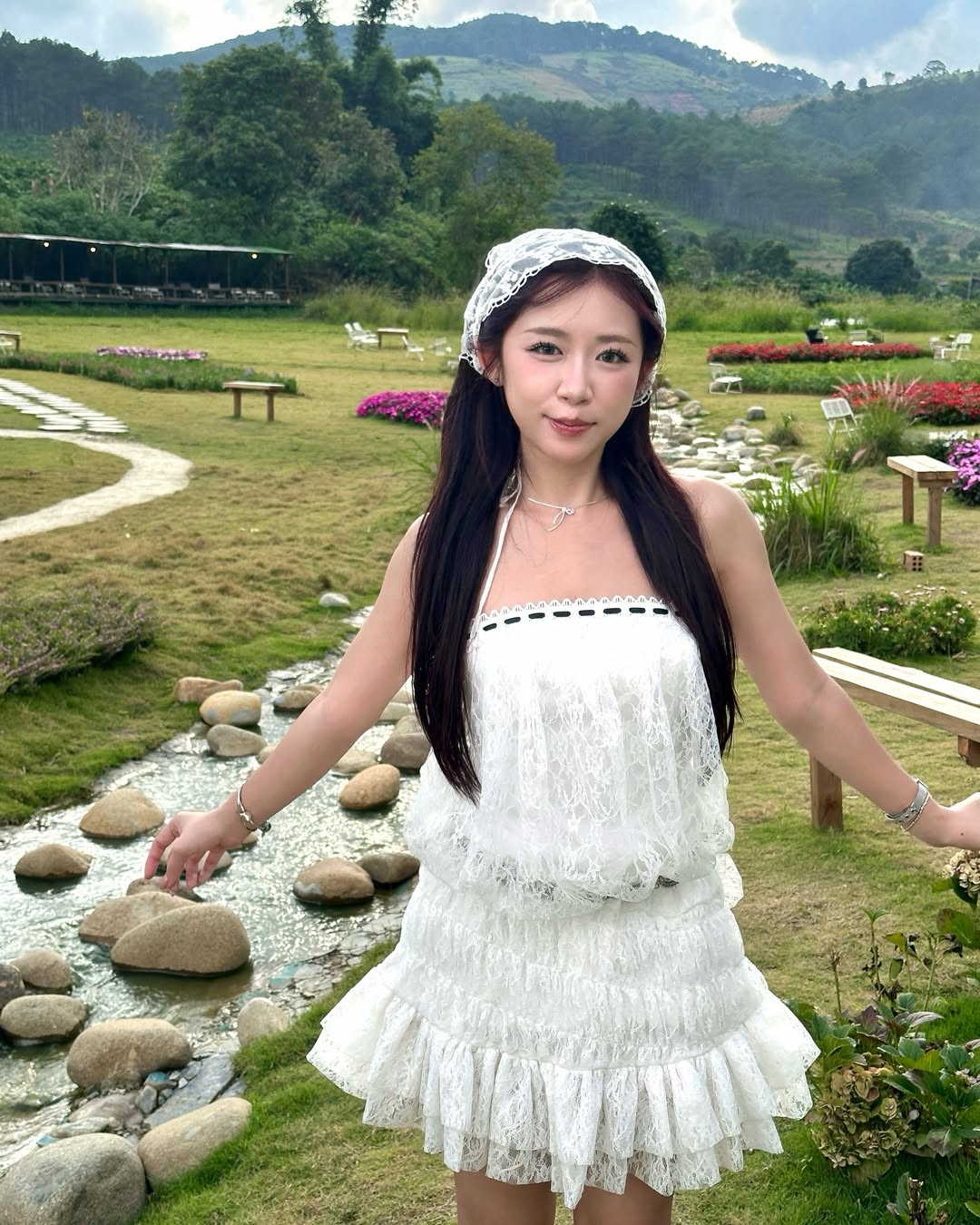 Mỹ nữ cao 1m49 nổi khắp TikTok vì sành điệu: Chưa bao giờ mặc xấu, chưa một lần chậm trend- Ảnh 7.