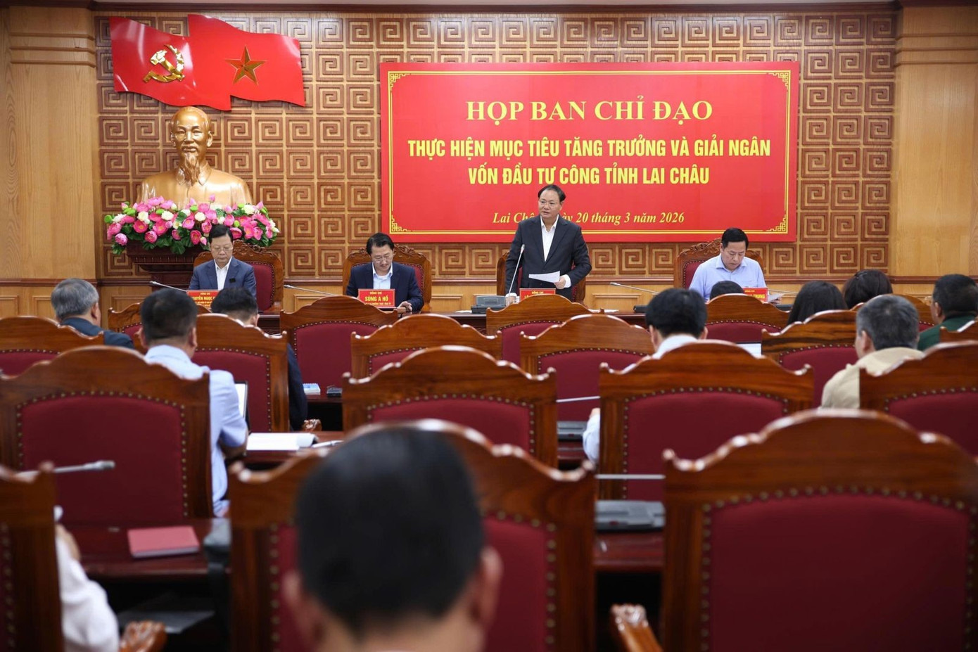 Khẩn trương dồn lực đón sóng đầu tư cao tốc, sân bay Lai Châu- Ảnh 1.