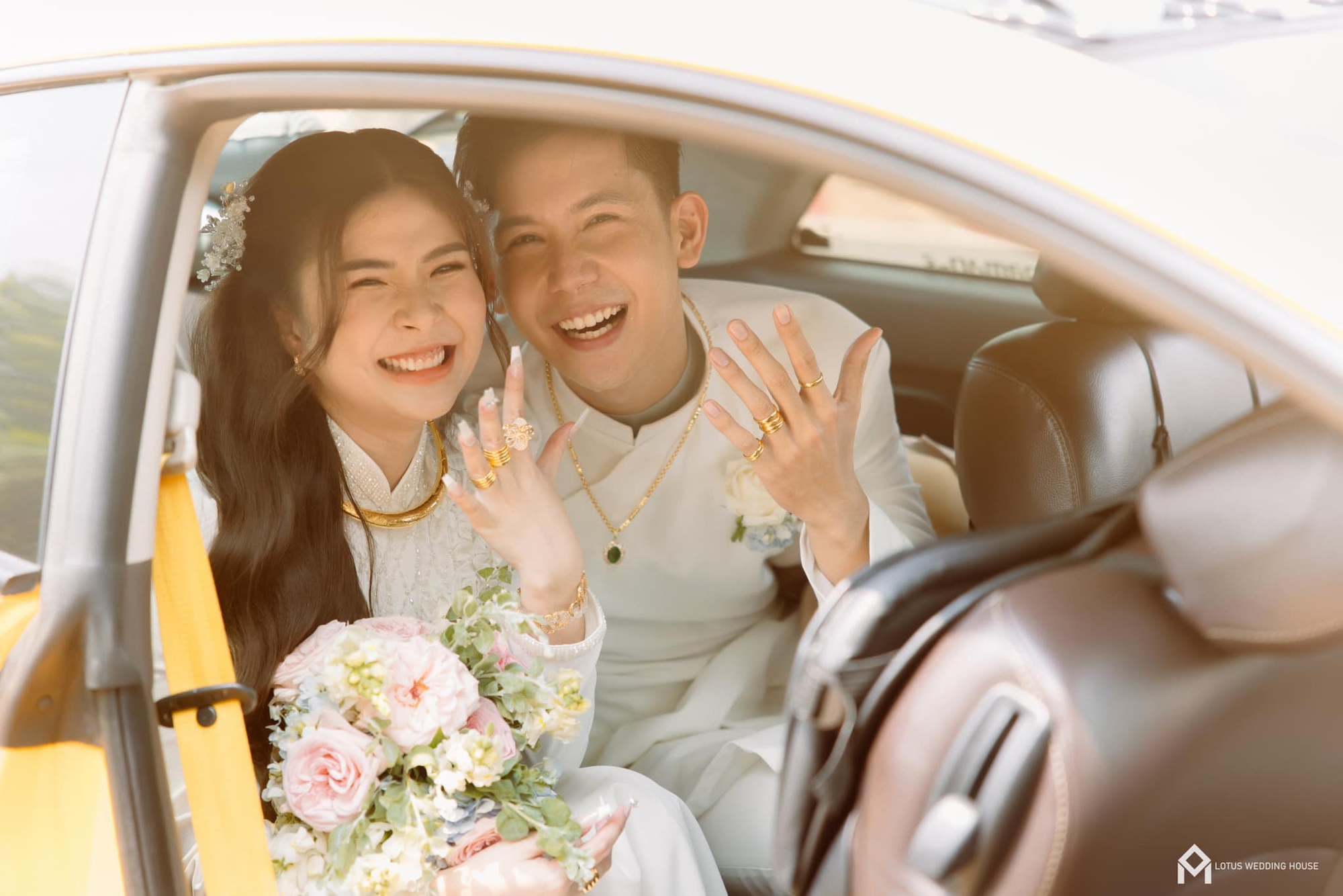 Cặp vợ chồng "gấp đôi visual": Bố bỉm chăm con khéo, yêu chiều vợ đúng chuẩn nam thần kiểu mới nhà nào cũng cần phải có - Ảnh 7.