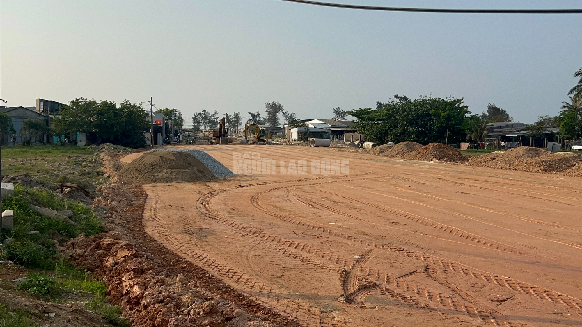 Kế hoạch thông xe cầu vượt cửa biển lớn nhất miền Trung- Ảnh 6. Kế hoạch thông xe cầu vượt cửa biển lớn nhất miền Trung- Ảnh 6.