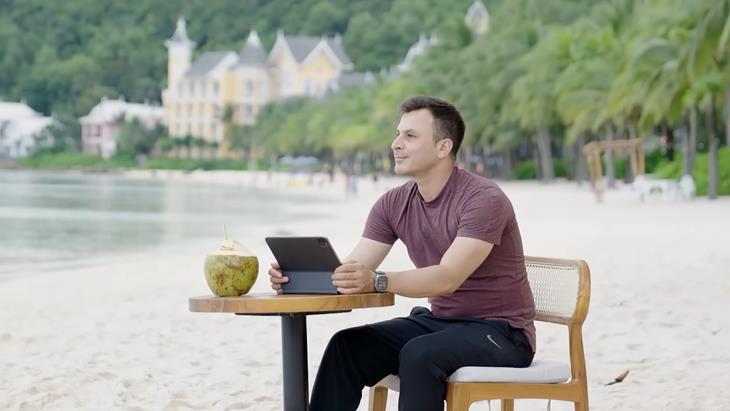 Khách ngoại ùn ùn đổ về Phú Quốc trước APEC: Cơ hội cho giới đầu tư - Ảnh 2.