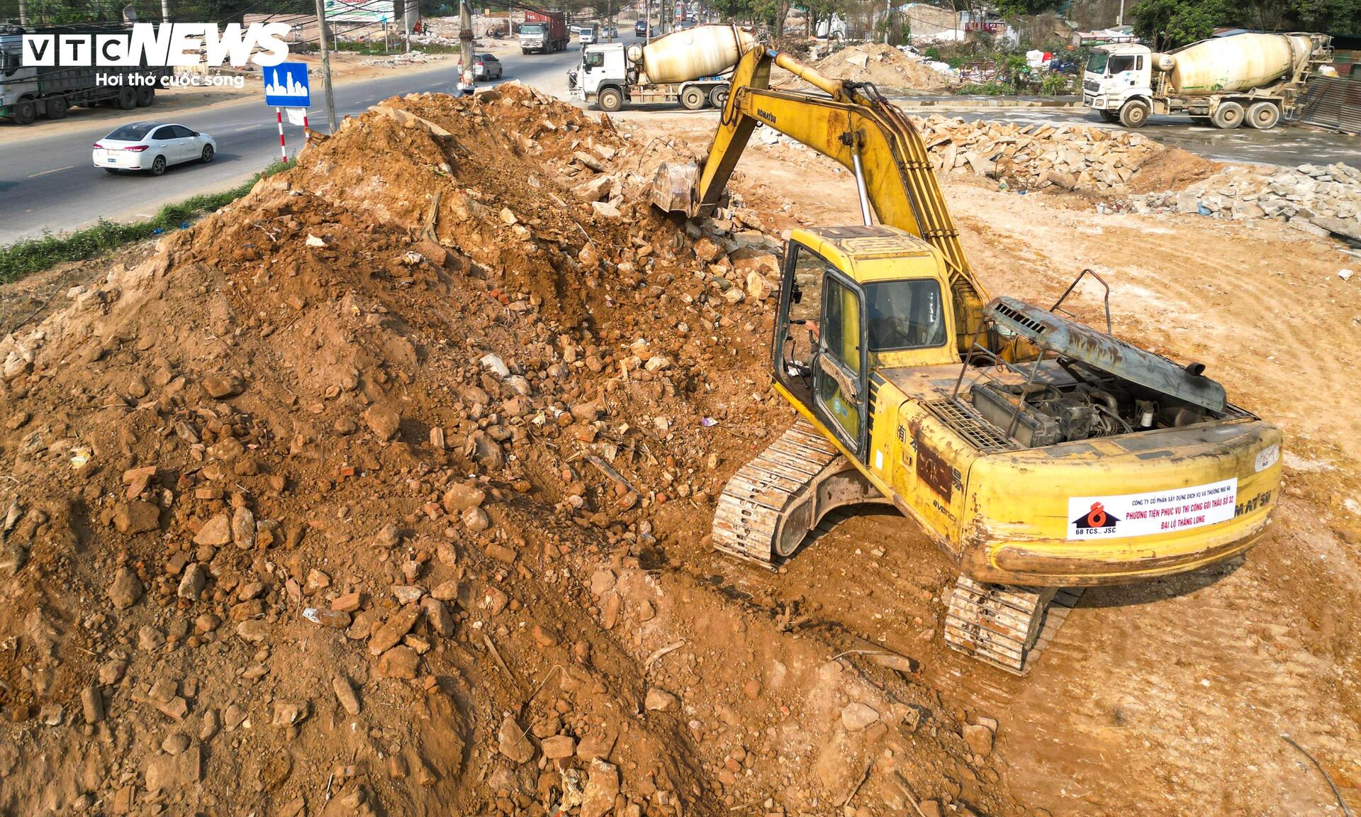 Mục sở thị công trường cao tốc 5.200 tỷ đồng nối đại lộ dài nhất Việt Nam- Ảnh 10.