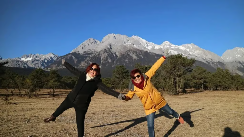 photo-1774252163199 photo-1774252163199