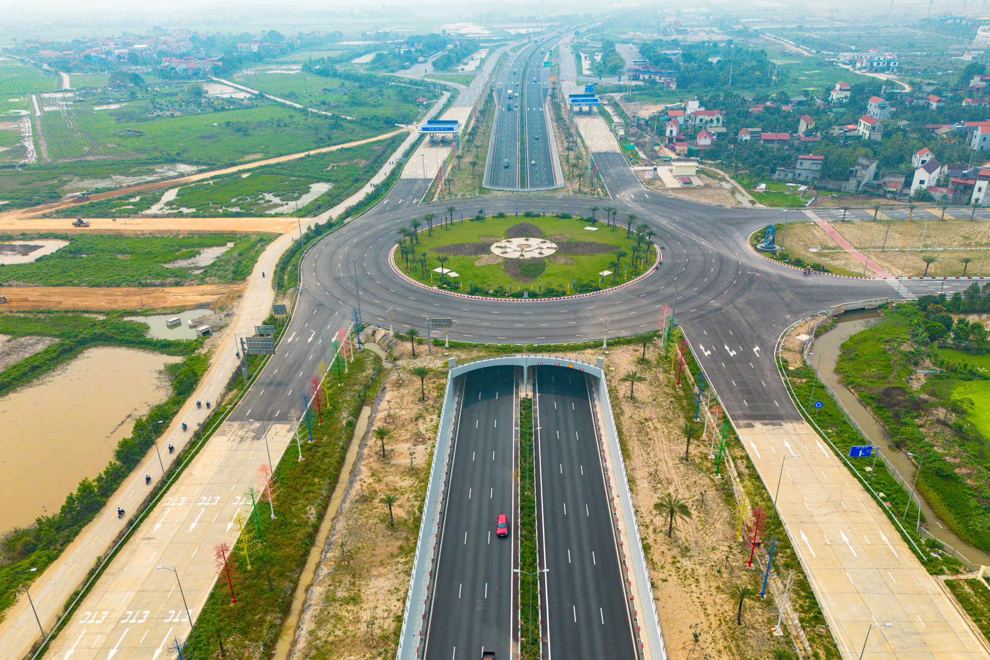 Toàn cảnh đại đô thị 35.000 tỷ của Sun Group: Rộng xấp xỉ hồ Tây, giá căn hộ bằng nửa các dự án quanh Hà Nội - Ảnh 16.