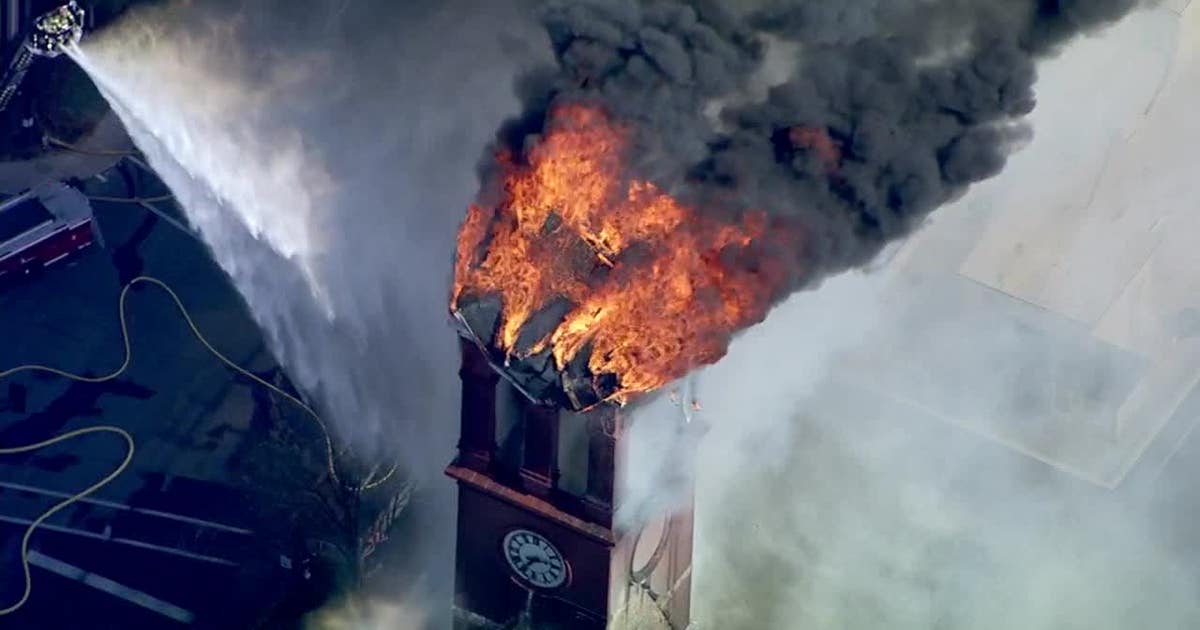 Sự cố cháy nổ tại Mỹ 2026: Nhà máy lọc dầu và tòa án 130 năm tuổi bốc cháy - Ảnh 7.