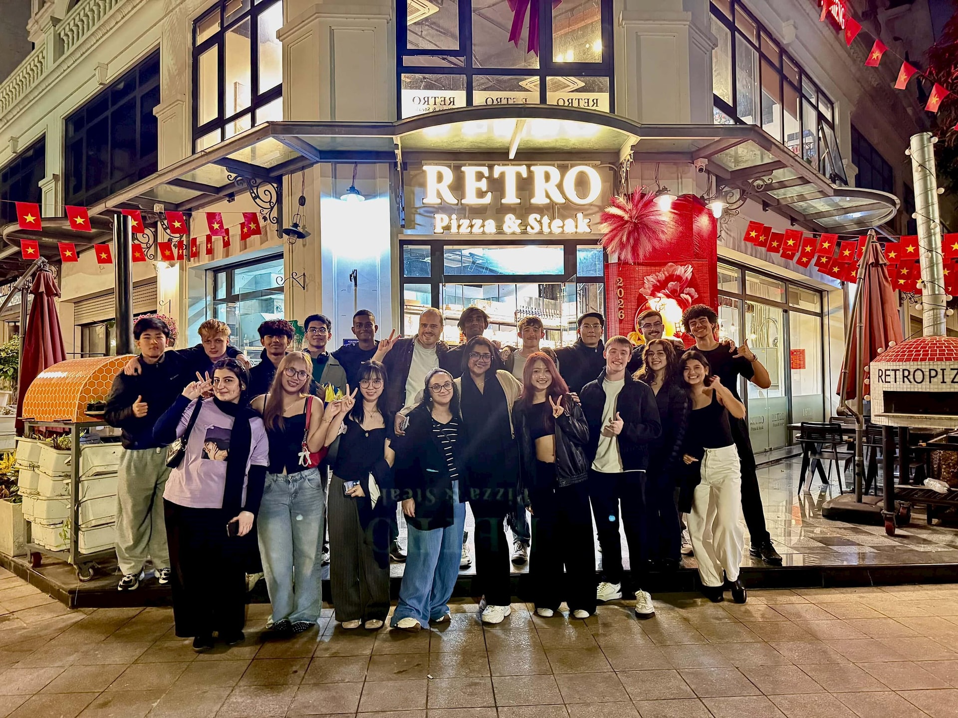 Bỏ việc quản lý ở tuổi 28, cô gái Bangladesh sang Việt Nam du học: “Ngay khi đến đây, tôi biết mình đã chọn đúng” - Ảnh 5.