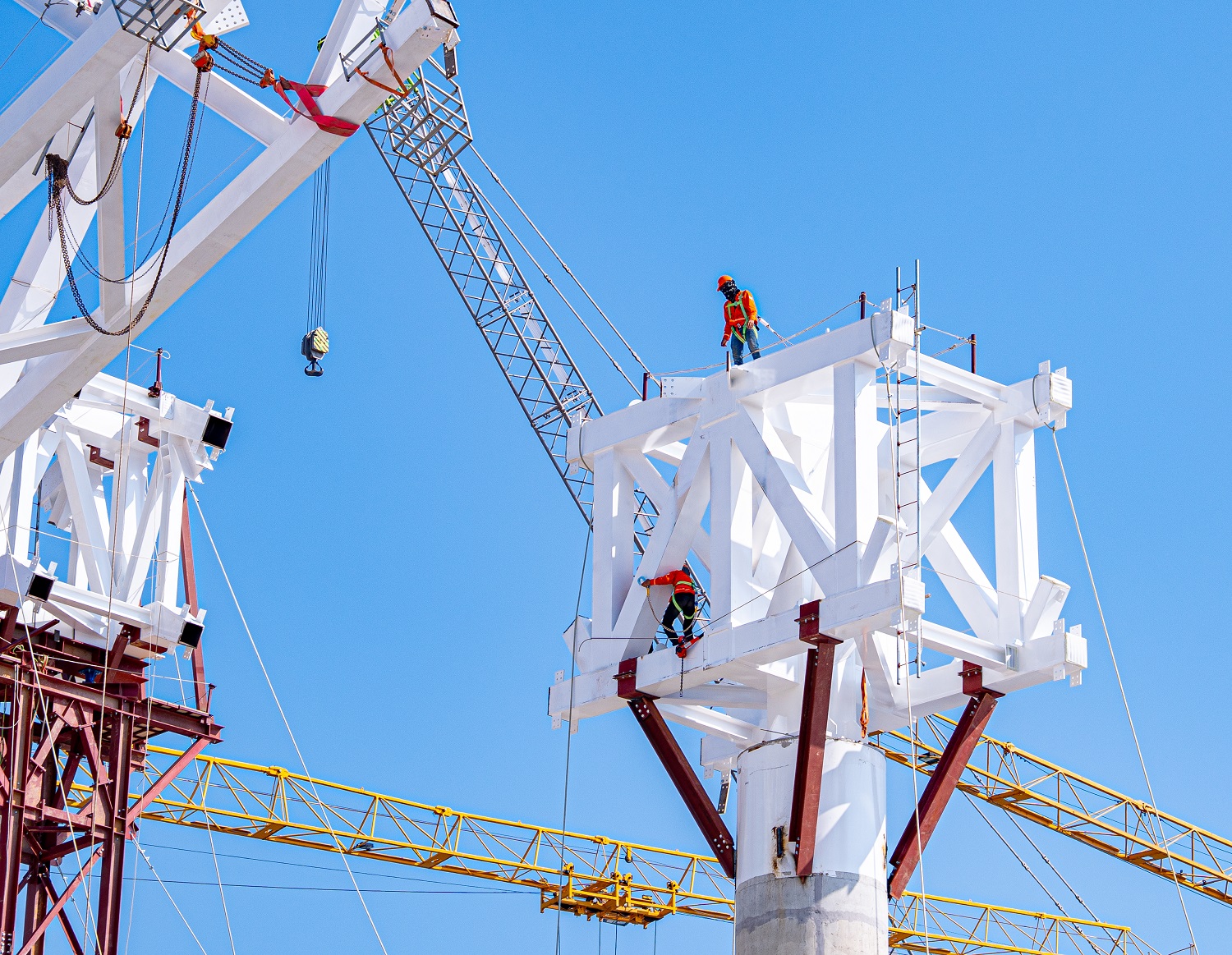 Cận cảnh lắp dựng kết cấu thép mái nhà ga mới sân bay Phú Quốc - Ảnh 6.