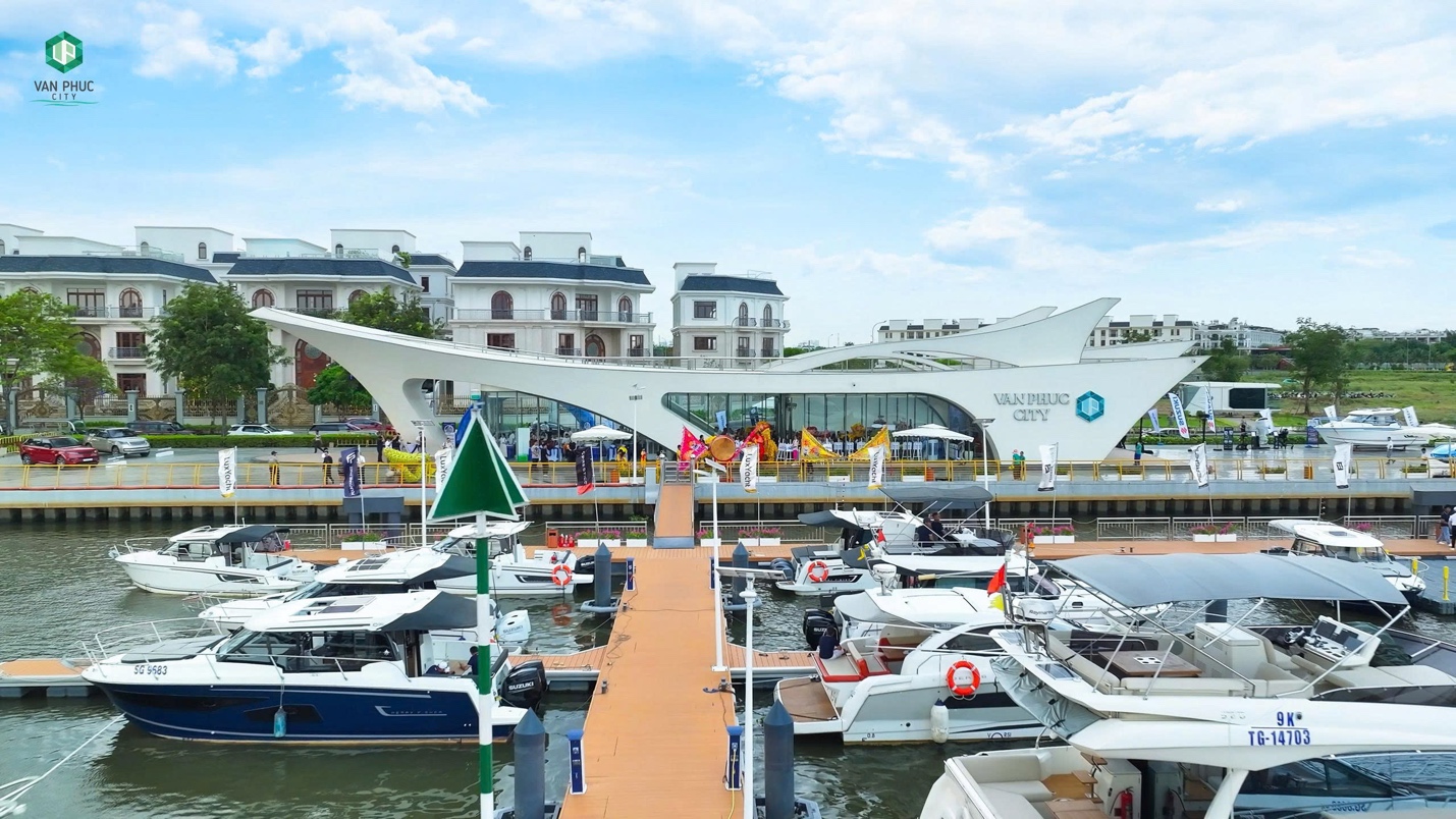 Mua nhà Van Phuc City: Tối ưu 25% vốn, ngắm hoàng hôn sông Sài Gòn từ du thuyền đẳng cấp - Ảnh 3. Mua nhà Van Phuc City: Tối ưu 25% vốn, ngắm hoàng hôn sông Sài Gòn từ du thuyền đẳng cấp - Ảnh 3.