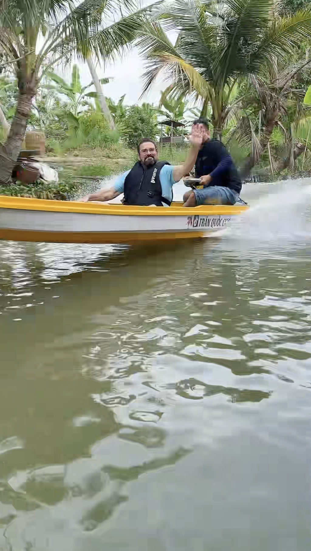 Khách Tây ôm tim trước màn lái võ lãi đẳng cấp tại miền Tây- Ảnh 3.