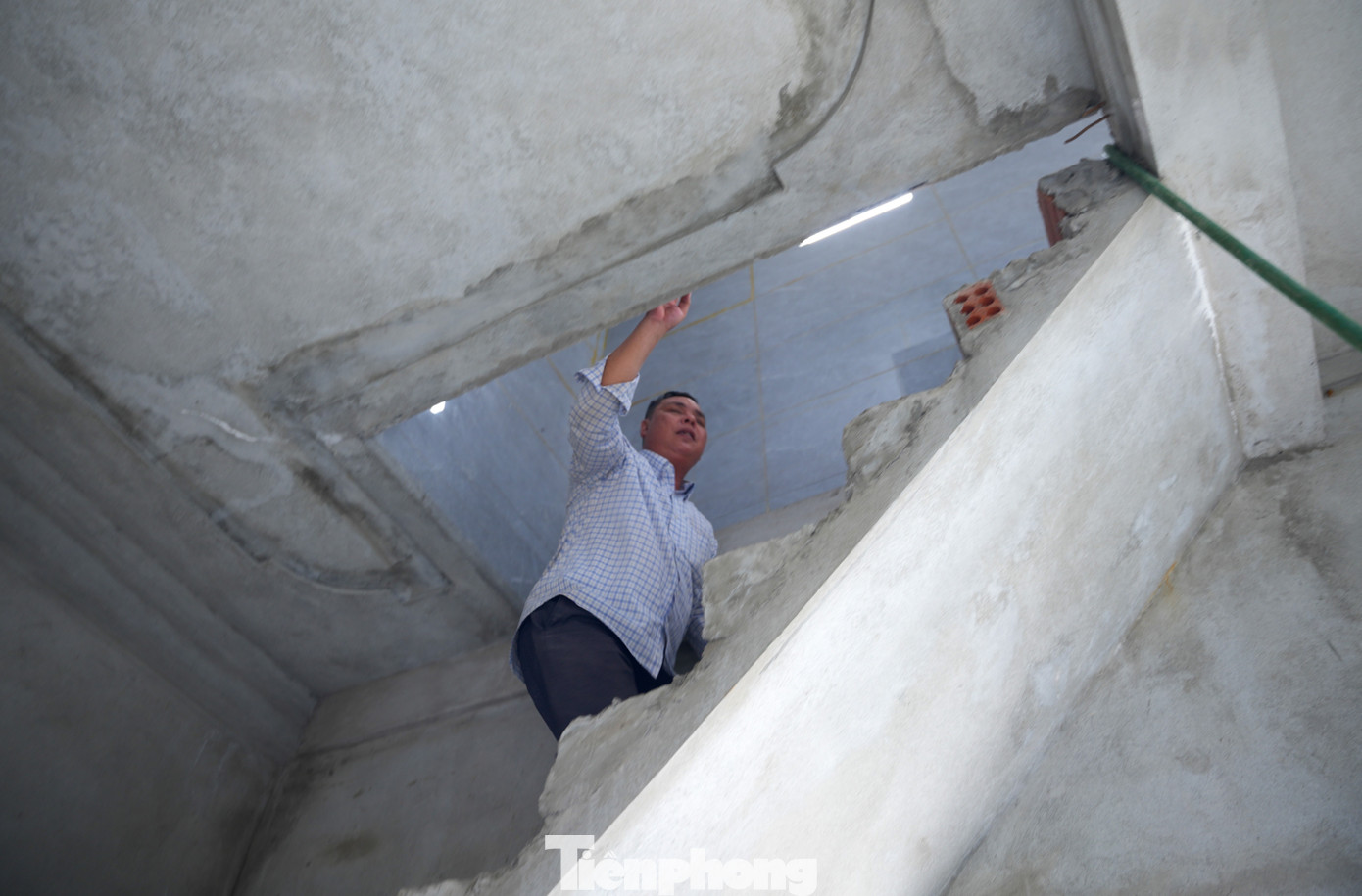 Bất ngờ về người đàn ông mù rong ruổi bán tăm, xây căn nhà 5 tỷ đồng- Ảnh 10.