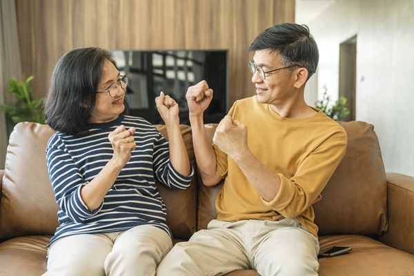 30 năm sống êm đềm bên nhau nhưng vừa nghỉ hưu được 3 tháng, mọi thứ đã lệch nhịp khiến tôi nhận ra một bài học quan trọng- Ảnh 2.