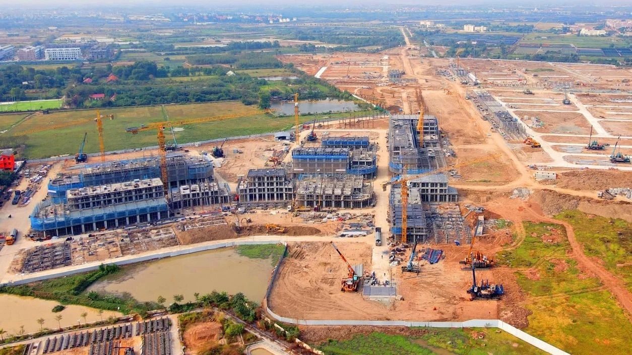 Một “ông lớn” địa ốc lên kế hoạch lãi 15.000 tỷ, dồn dập thâu tóm loạt dự án từ Bắc vào Nam và rục rịch chuyển sàn HoSE - Ảnh 1.