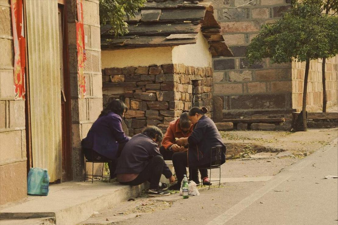 Tôi chi hơn 1 tỷ mua nhà cho bố mẹ ở tuổi già - 6 tháng sau mới hiểu: Hiếu thảo sai cách có thể khiến cả nhà tốn tiền lẫn sức khỏe - Ảnh 5.