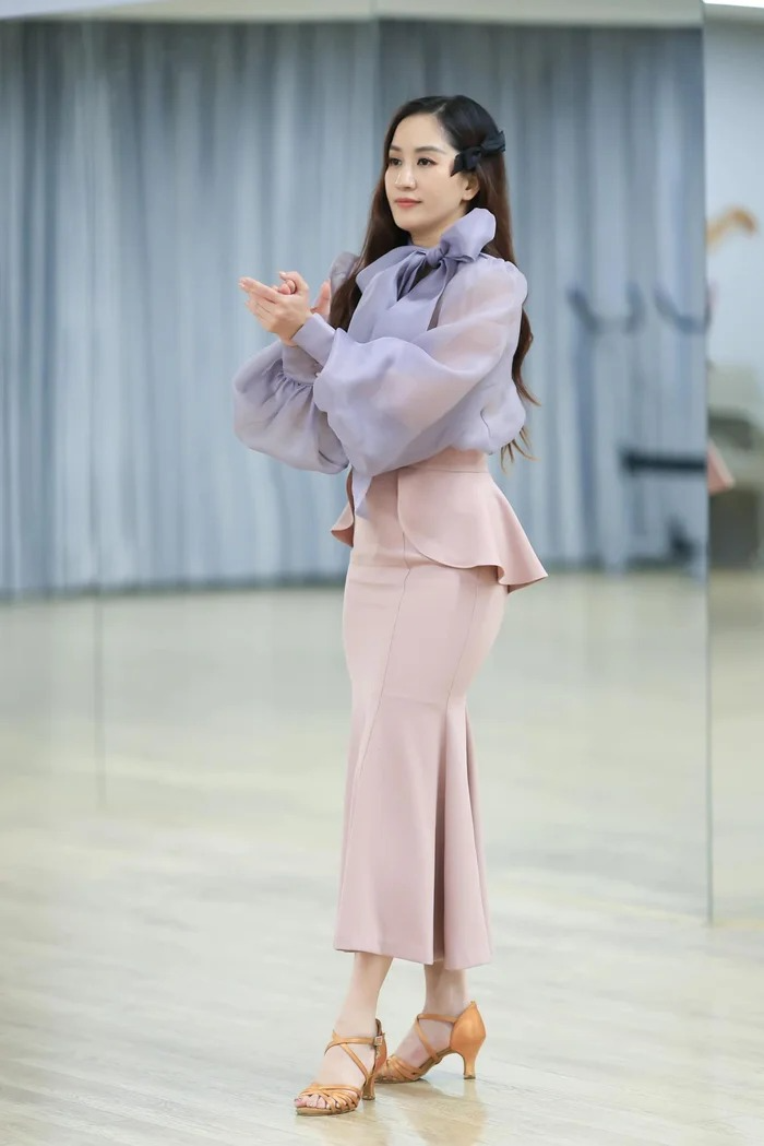 Nhà riêng trăm tỷ của Phan Hiển - Khánh Thi: Rộng 800m² nằm sát mặt đường lớn, oách đến nỗi ai đi ngang cũng ngoái nhìn- Ảnh 6.