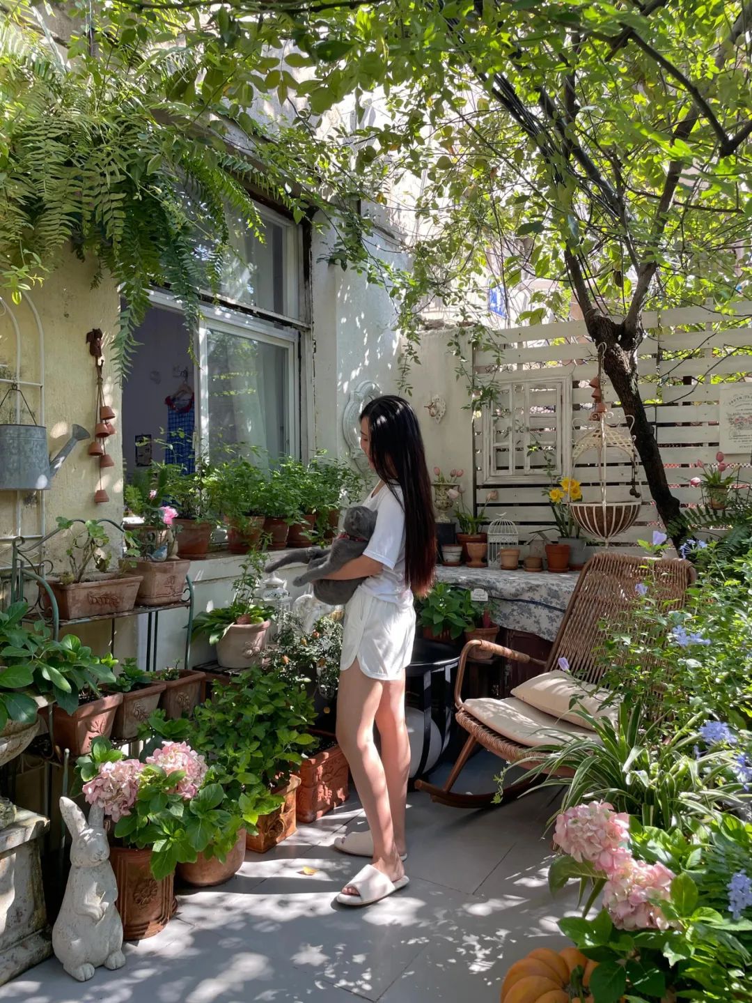 Bất chấp lời can ngăn, tôi mua căn hộ tầng 1 cũ kỹ không ai muốn: Sau 1 năm sống, tôi hiểu vì sao nó bị chê - Ảnh 3.