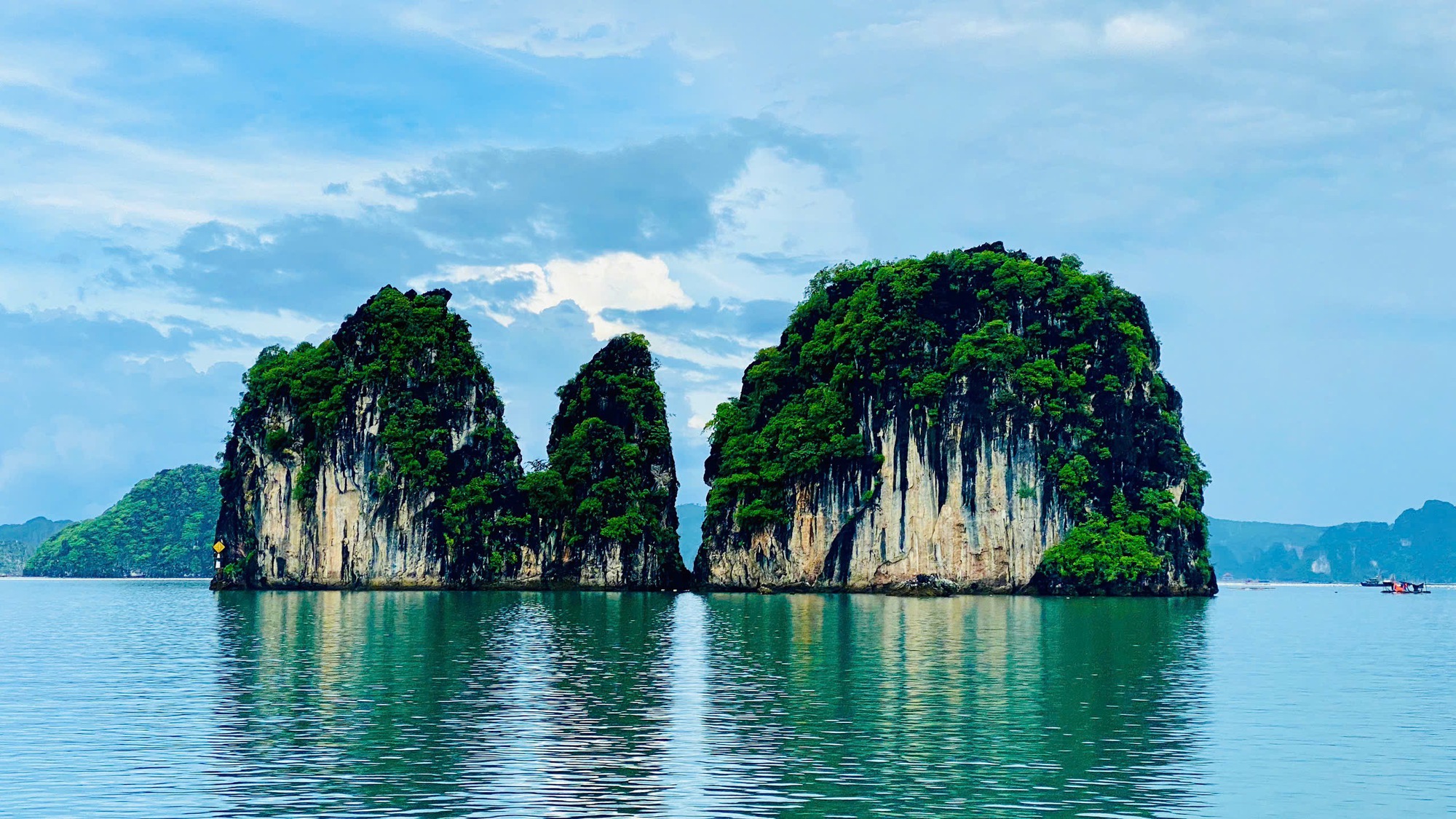 Vịnh Bái Tử Long được vinh danh trong top kỳ quan Đông Nam Á 2026- Ảnh 1. Vịnh Bái Tử Long được vinh danh trong top kỳ quan Đông Nam Á 2026- Ảnh 1.