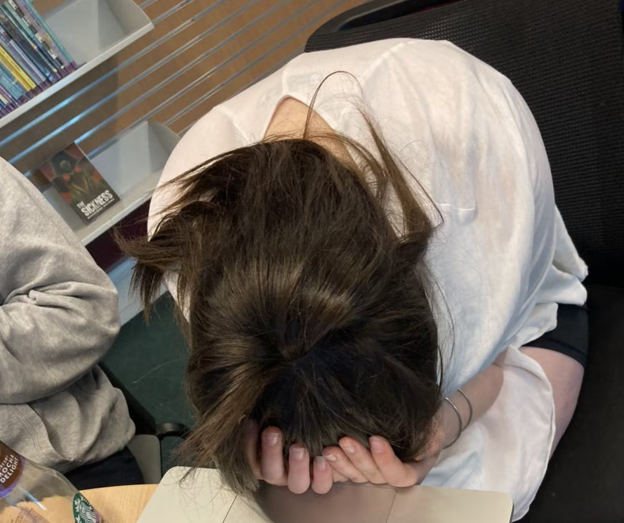 Ngoài 20 tuổi da đã "già sớm" do thiếu hụt collagen? Kiểm tra ngay xem bạn có mắc 7 thói xấu này!- Ảnh 2.