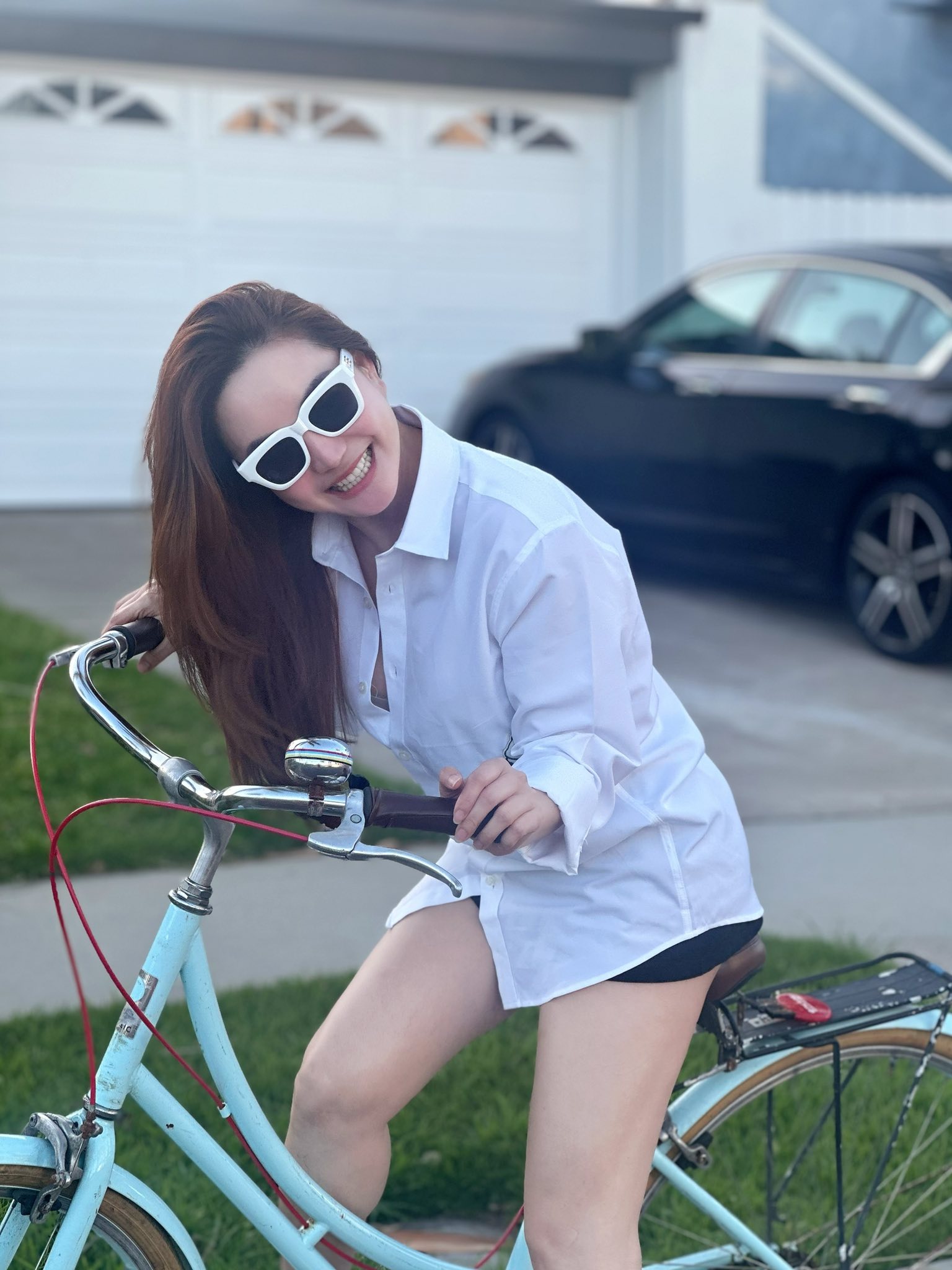 Nữ ca sĩ đang ở Mỹ vội lên tiếng đính chính: “Em vẫn ở Việt Nam” - Ảnh 4.