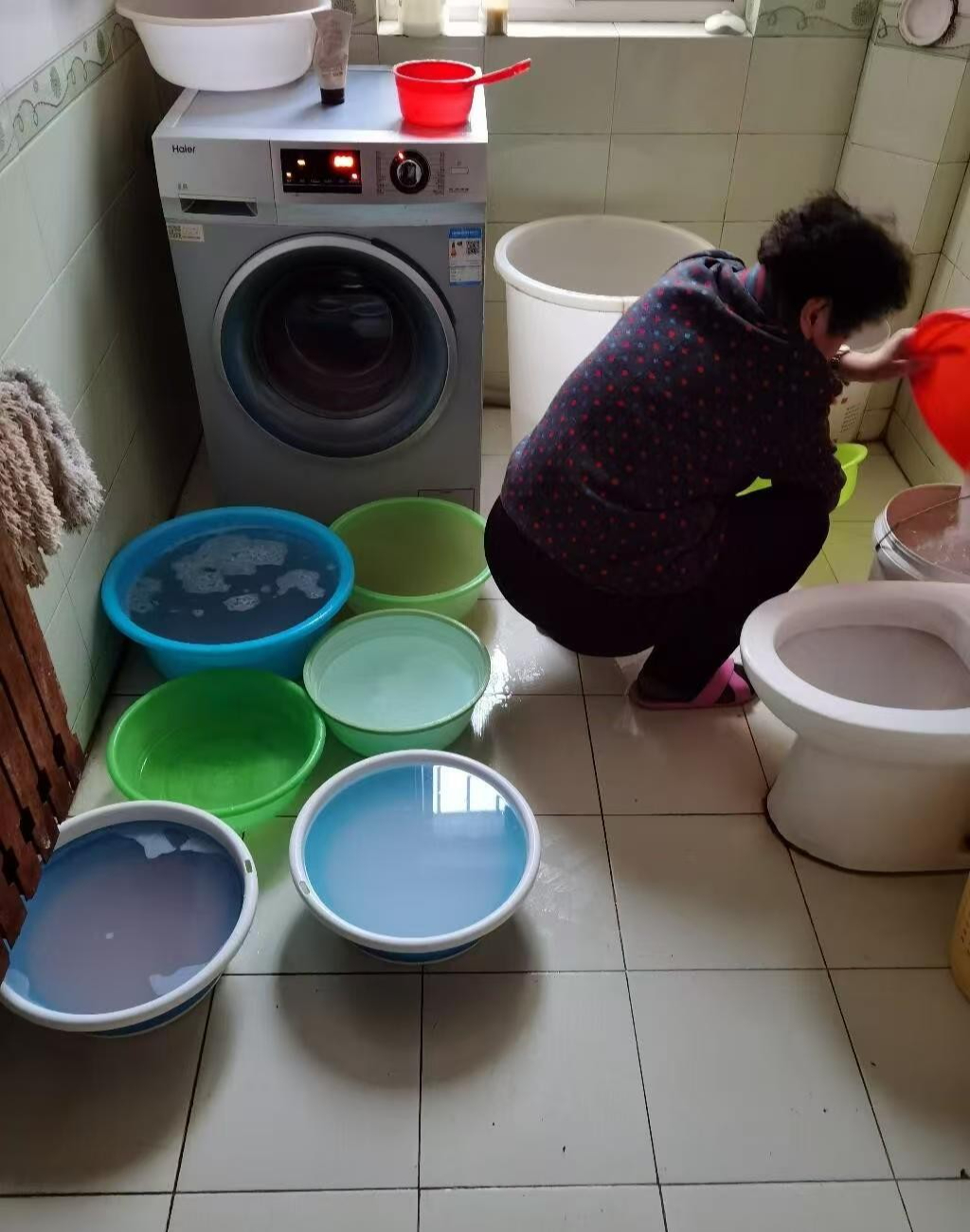 5 thói quen tiết kiệm từng bị chê “keo kiệt” nhưng giúp tôi có khoản dự phòng đủ dùng khi gặp biến cố- Ảnh 2.