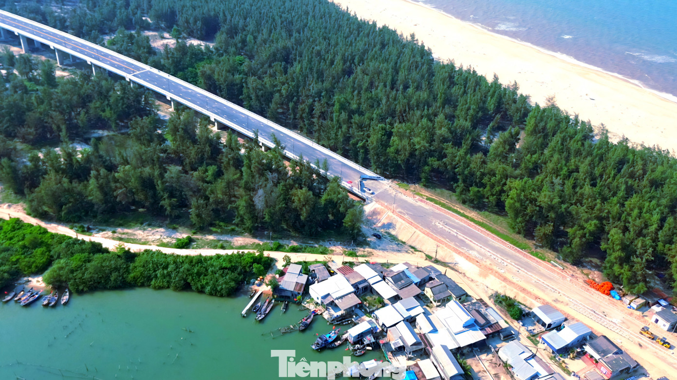 Nhiều lần lỡ hẹn, bao giờ cầu vượt cửa biển 2.400 tỷ đồng tại Huế về đích?- Ảnh 10.