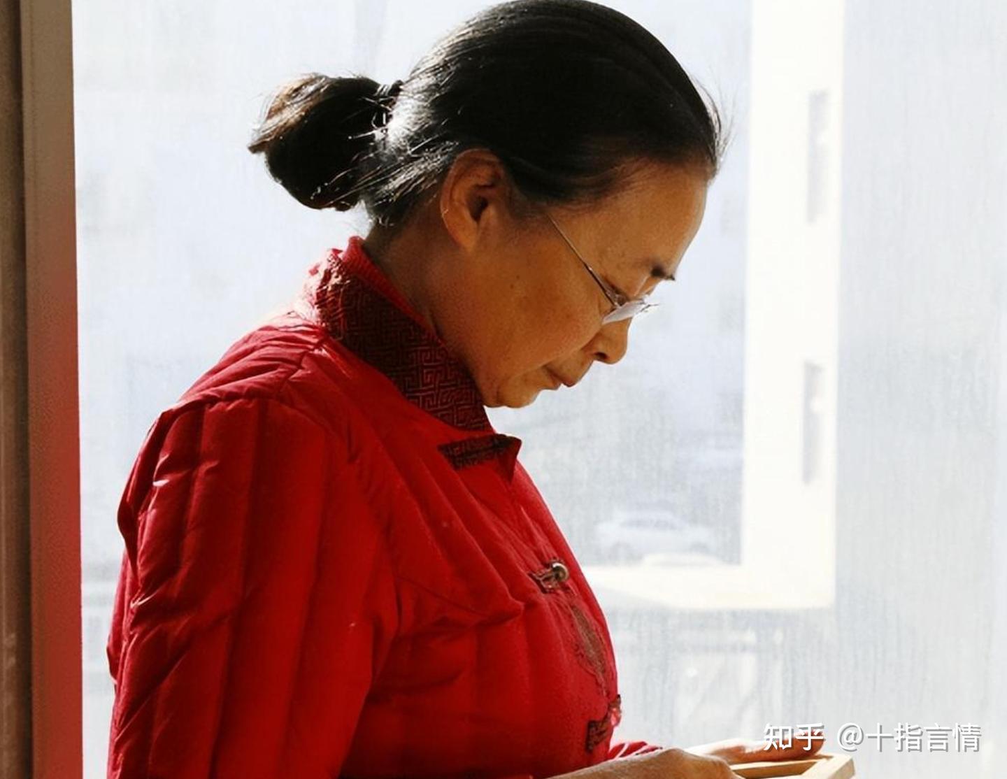 Tổng lương hưu 50 triệu/tháng, vẫn chu cấp cho con 21 triệu mỗi tháng: Sau 1 năm đi xa trở về, chúng tôi bàng hoàng khi căn nhà của mình đã bị cho thuê- Ảnh 1.