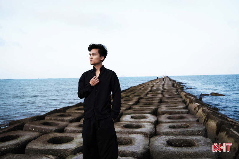 Cảng cá gần 300 tỷ thành điểm du lịch, chủ tịch tỉnh phải đăng lên Facebook - Ảnh 11.