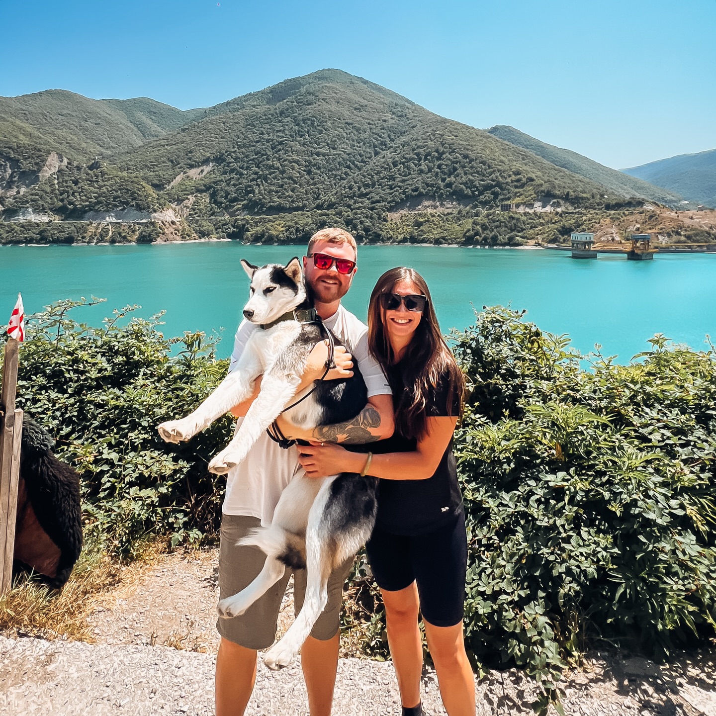 Khách Tây đi bộ xuyên lục địa nổi tiếng thế giới, giữa đường bất ngờ book vé máy bay đến Việt Nam: Lý do cảm động- Ảnh 10.