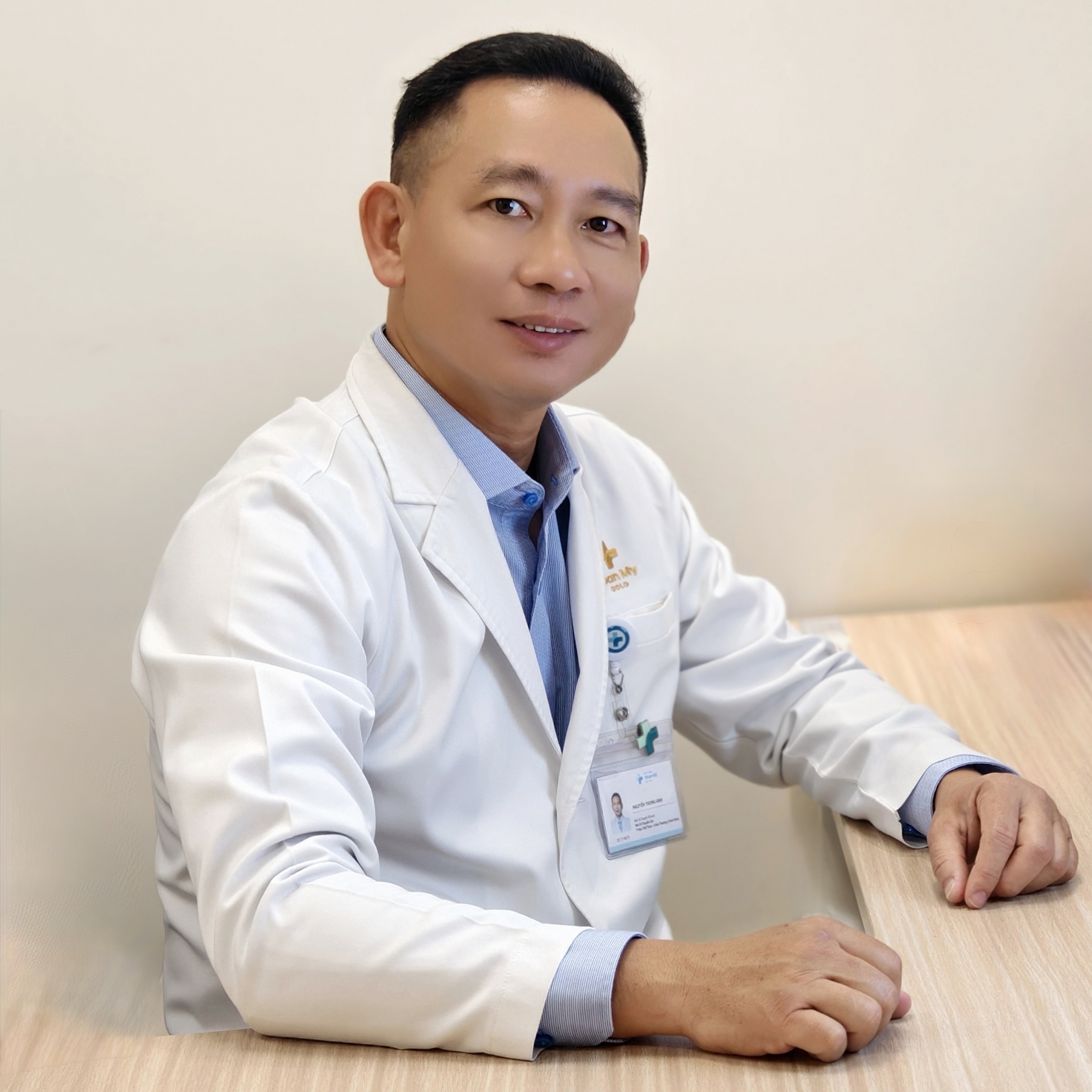 Bác sĩ chuyên ngành y học thể thao hơn 30 năm kinh nghiệm: U60 ngỡ ngoài 30, xứng danh 