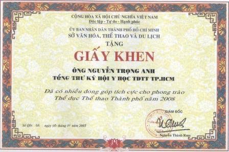 Bác sĩ chuyên ngành y học thể thao hơn 30 năm kinh nghiệm: U60 ngỡ ngoài 30, xứng danh 