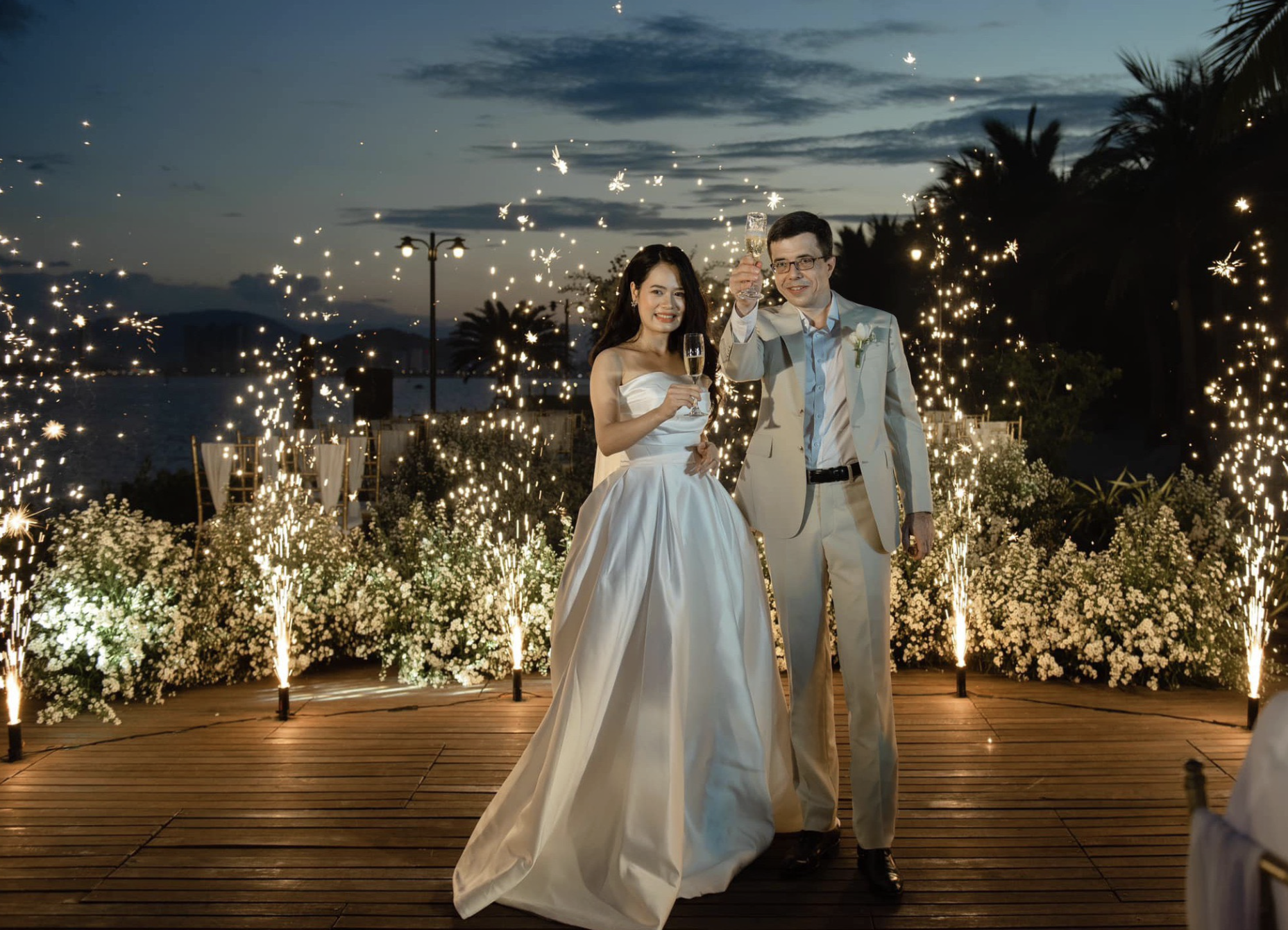 Chồng shark Lê Hàn Tuệ Lâm trở thành Phó tổng giám đốc Sacombank- Ảnh 2. Chồng shark Lê Hàn Tuệ Lâm trở thành Phó tổng giám đốc Sacombank- Ảnh 2.